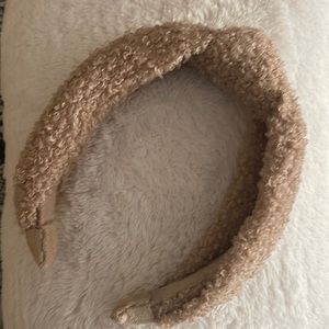 Fuzzy headband🎀Never worn!